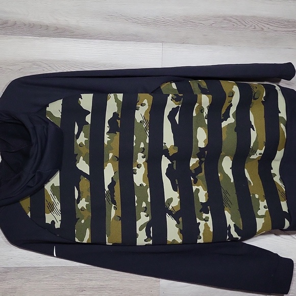 Nike Mens XL Dri Fit Pullover Hoodie Black Green‎ Camo Stripe Army Sweatshirt - Picture 2 of 8